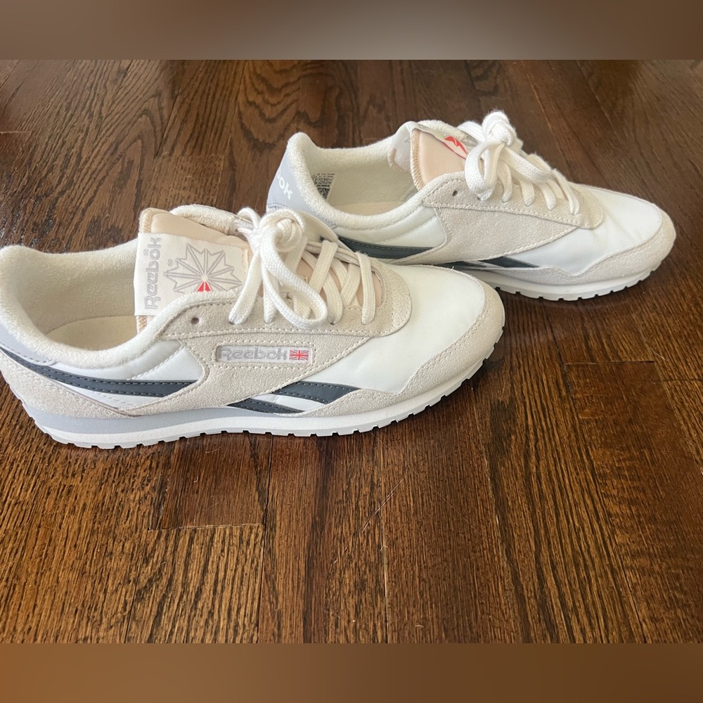 Reebok Women's Cream and Gray Sneakers